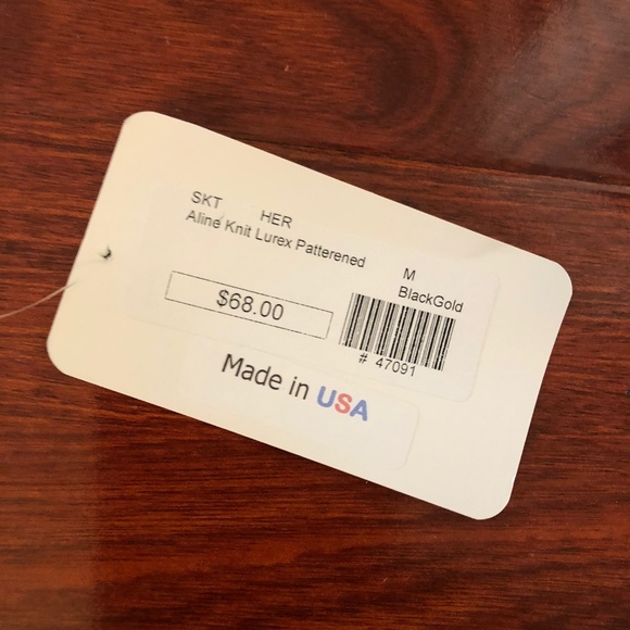 NWT Hera Collection A-line Knit Skirt | Med - Picture 3 of 4